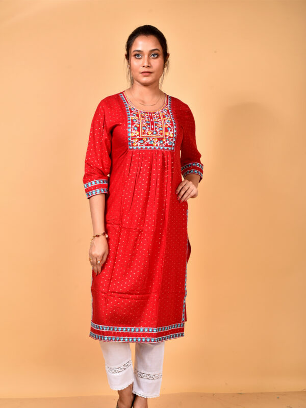 Women’s Rayon Embroidered Kurti